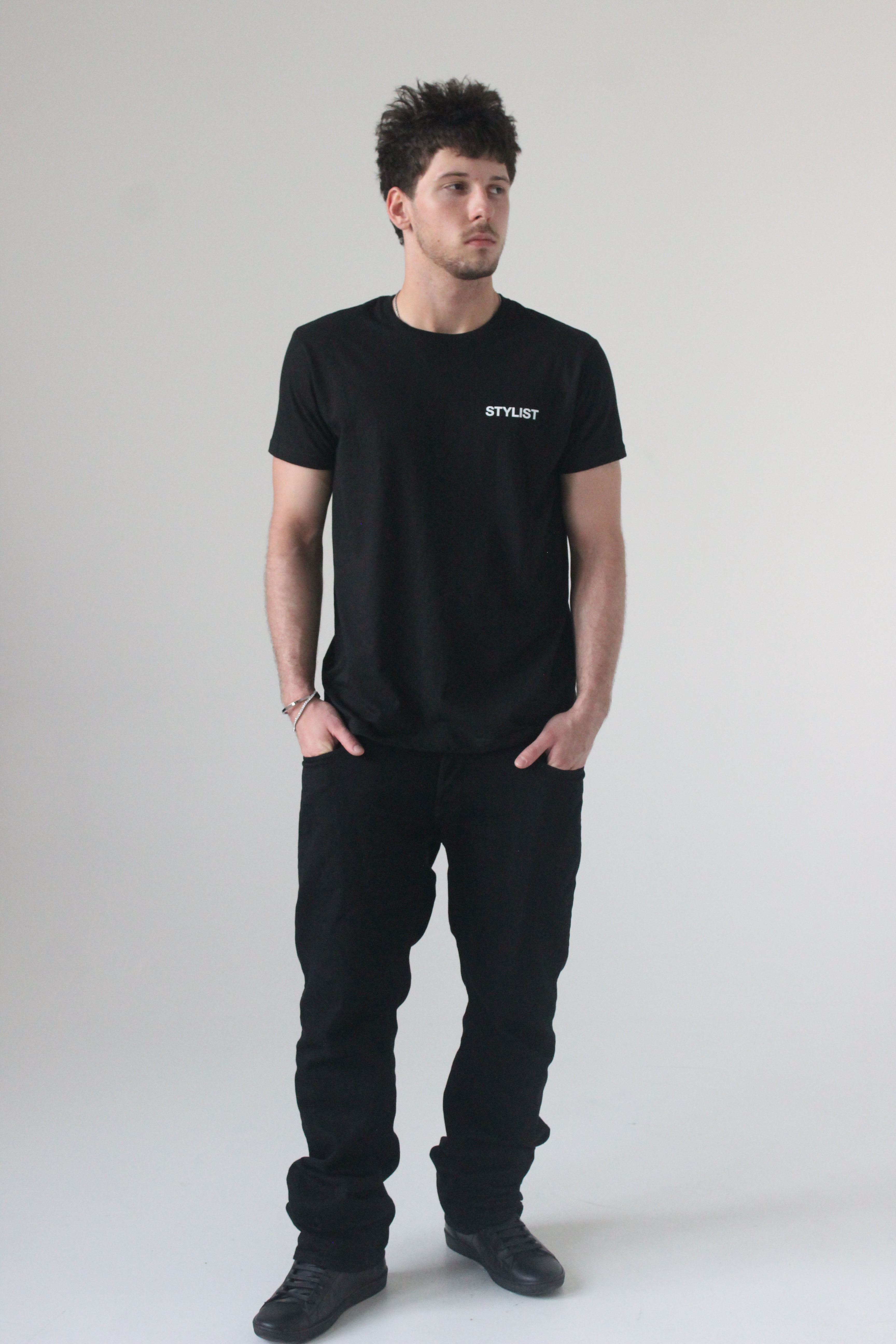 "STYLIST" BASIC LOGO